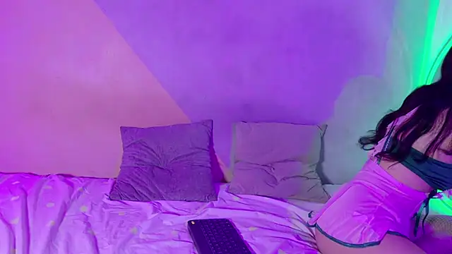 Laura and Kevin online show from 09-22-25, 02:41