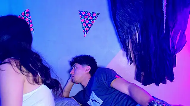 Laura and Kevin online show from 10-23-25, 01:21