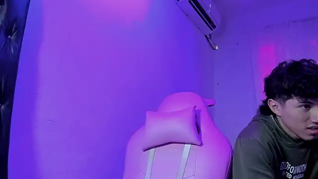 Laura and Kevin online show from 01-11-26, 08:03