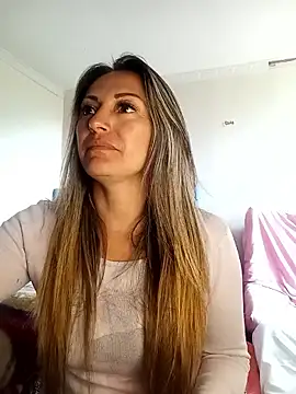 Snapshot of -AngelNova- chatting on 09-11-25, 08:09 -AngelNova- online show from 09-11-25, 08:09