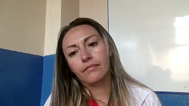 Snapshot of -AngelNova- chatting on 11-13-25, 01:21 -AngelNova- online show from 11-13-25, 01:21