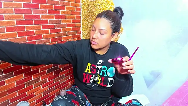 Snapshot of sweet_sexy_bitch42 chatting on 10-25-25, 03:25 sweet sexy bitch42 online show from 10-25-25, 03:25