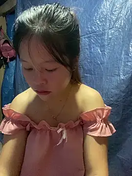 Snapshot of O_o_UwU_o_O chatting on 10-02-25, 01:45 O o UwU o O online show from 10-02-25, 01:45