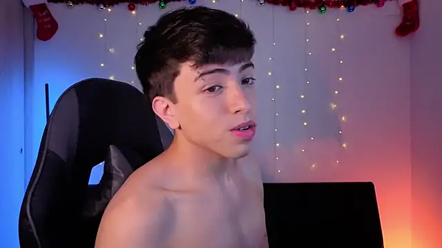 onlinenico online show from 12-22-25, 08:06