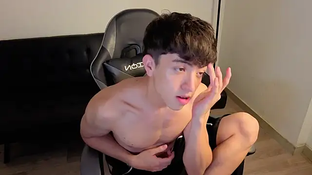 onlinenico online show from 02-25-26, 10:08