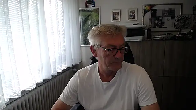Snapshot of randyandy67 chatting on 07-28-26, 05:25 randyandy67 online show from 07-28-26, 05:25