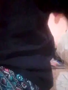 Snapshot of Tusha_001 chatting on 03-19-26, 05:28 Tusha 001 online show from 03-19-26, 05:28