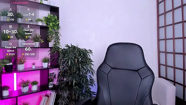 O1d Lady online show from 11-14-25, 08:46