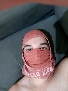 Snapshot of Psvsecreto chatting on 11-17-25, 04:46 Psvsecreto online show from 11-17-25, 04:46