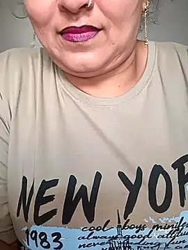 Snapshot of angel_ridhi chatting on 05-09-26, 04:23 angel ridhi online show from 05-09-26, 04:23