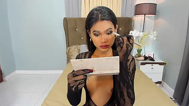 Snapshot of 1HotAsianTS chatting on 12-02-25, 04:07 1HotAsianTS online show from 12-02-25, 04:07