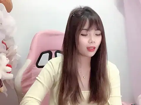 Snapshot of Pony898 chatting on 03-08-26, 04:33 Pony898 online show from 03-08-26, 04:33