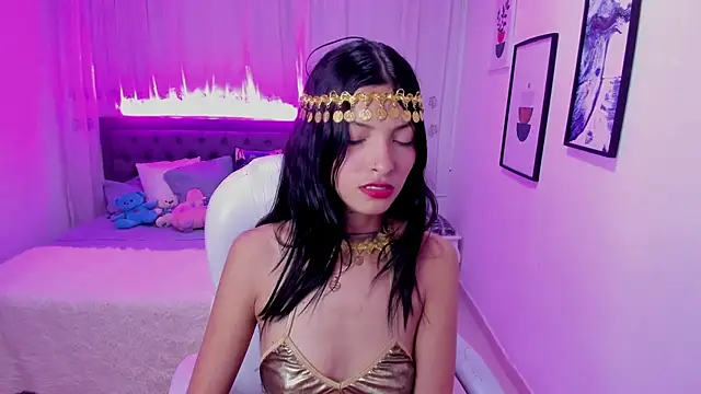 Snapshot of Mia_Clay1 chatting on 11-24-25, 08:30 Mia Clay1 online show from 11-24-25, 08:30