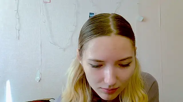  kikiclark   online show from 09-27-25, 08:41