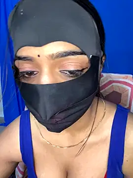 Snapshot of DesiSexyMonika chatting on 09-30-25, 06:18 DesiSexyMonika online show from 09-30-25, 06:18