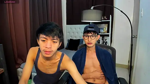 xxxhugecocktwinkxxx online show from 10-02-25, 06:04