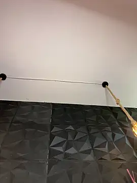 Juanita-Diaz online show from 09-11-25, 08:31