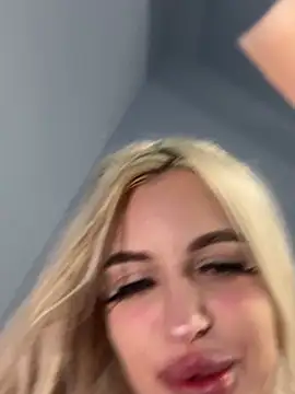 Steffi Snowbunny online show from 01-11-26, 10:15