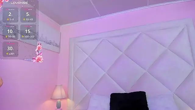 Miaa Smithh   online show from 02-10-26, 11:25