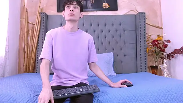 Luke Carter online show from 12-03-25, 01:09