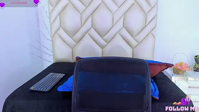 sexy thin anastasia online show from 10-05-25, 08:29
