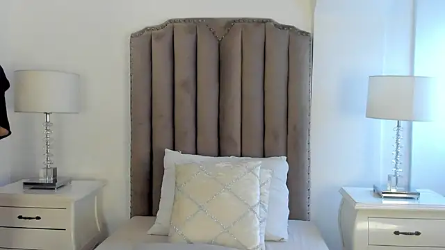 NebulaSin online show from 11-27-25, 01:02