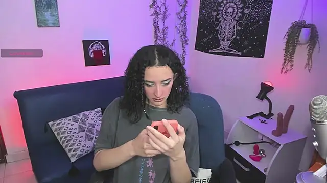 Eve blacke online show from 10-21-25, 04:51