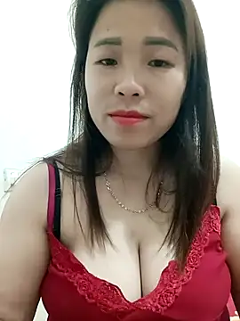 Snapshot of sumy-00 chatting on 11-14-25, 09:02 sumy-00 online show from 11-14-25, 09:02