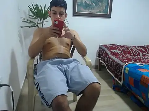 Young handsome online show from 09-16-25, 03:07