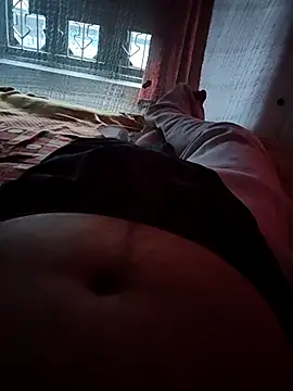 Snapshot of Ravi272 chatting on 10-23-25, 01:05 Ravi272 online show from 10-23-25, 01:05