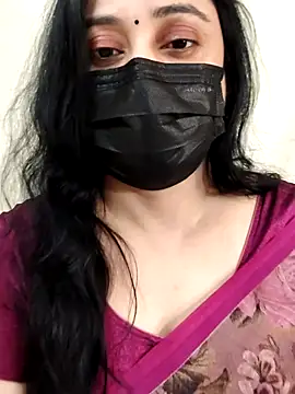 Snapshot of Monica_cams chatting on 09-18-25, 05:04 Monica cams online show from 09-18-25, 05:04