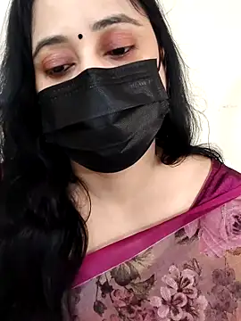 Snapshot of Monica_cams chatting on 09-26-25, 05:22 Monica cams online show from 09-26-25, 05:22