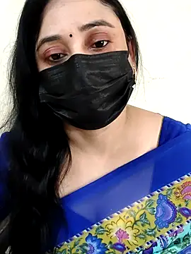 Snapshot of Monica_cams chatting on 10-11-25, 02:37 Monica cams online show from 10-11-25, 02:37