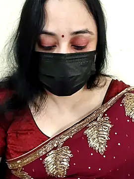 Snapshot of Monica_cams chatting on 12-20-25, 02:57 Monica cams online show from 12-20-25, 02:57