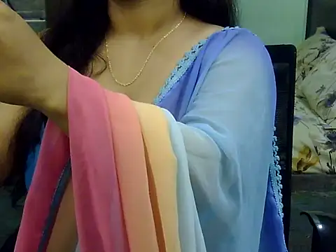 Snapshot of pyari_shanaya_ chatting on 11-22-25, 08:46 pyari shanaya online show from 11-22-25, 08:46