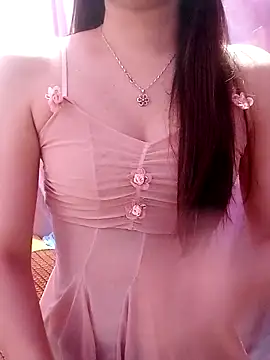 Snapshot of CherryBeii chatting on 05-11-26, 10:40 CherryBeii online show from 05-11-26, 10:40