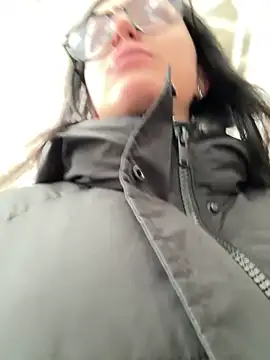 Snapshot of VendiMur chatting on 10-06-25, 03:59 VendiMur online show from 10-06-25, 03:59