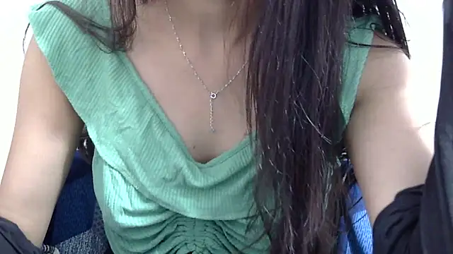 Snapshot of Riva_arora01 chatting on 06-09-26, 10:16 Riva arora01 online show from 06-09-26, 10:16