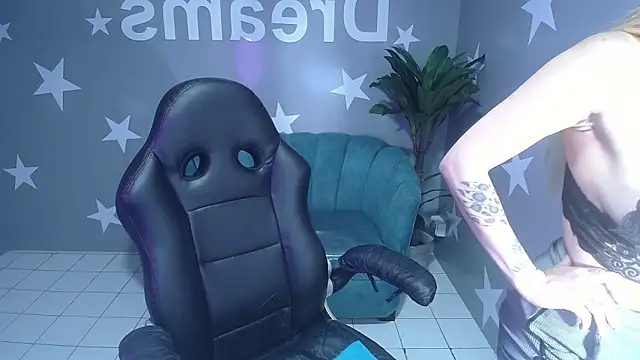 Candy kush t online show from 10-24-25, 08:38