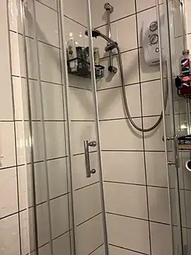 Snapshot of CheekyChelseaX chatting on 10-27-25, 07:18 CheekyChelseaX online show from 10-27-25, 07:18