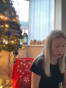 Snapshot of CheekyChelseaX chatting on 11-30-25, 03:38 CheekyChelseaX online show from 11-30-25, 03:38