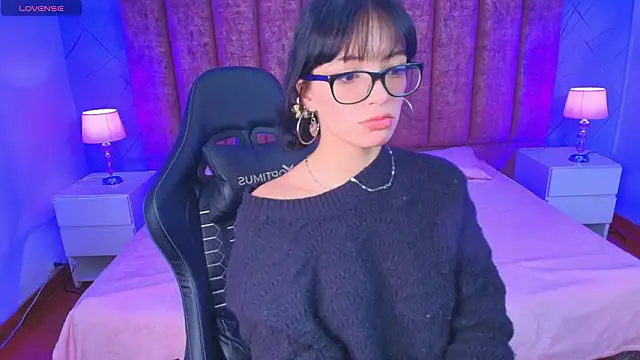 Snapshot of Sweet_1Angel chatting on 01-17-26, 03:11 Sweet 1Angel online show from 01-17-26, 03:11