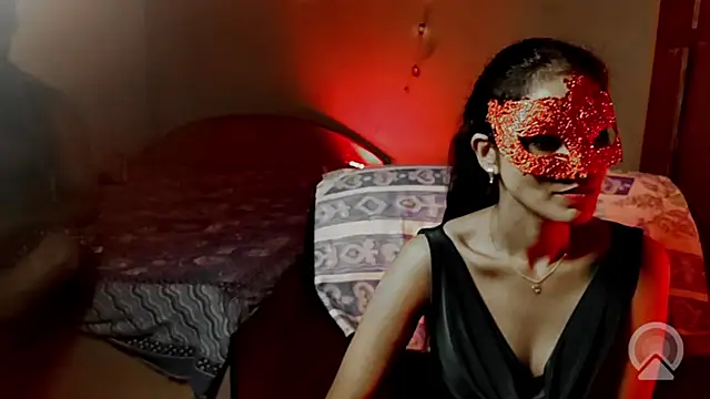 royeoy22 online show from 10-06-25, 12:24