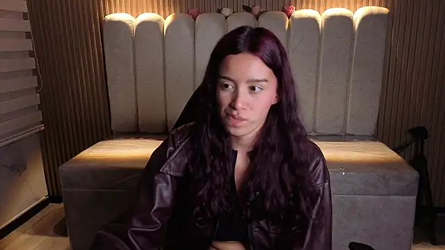  Mia Evans 1 online show from 07-11-26, 07:49