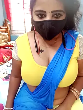 Snapshot of tamil_Vennila chatting on 03-14-26, 10:32 tamil Vennila online show from 03-14-26, 10:32