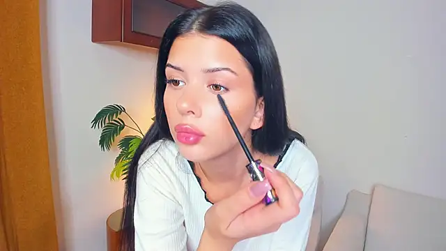 JoCauterucci online show from 09-28-25, 07:03