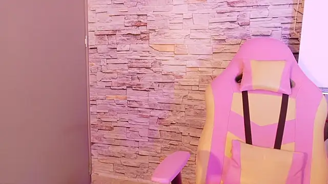 liz monserrat 1 online show from 01-17-26, 07:28