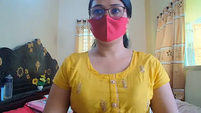 Snapshot of Elena_cruz5 chatting on 06-17-26, 03:42 Elena cruz5 online show from 06-17-26, 03:42
