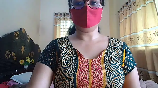 Snapshot of Elena_cruz5 chatting on 06-29-26, 03:24 Elena cruz5 online show from 06-29-26, 03:24