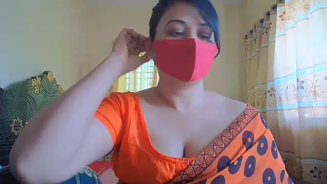 Snapshot of Elena_cruz5 chatting on 07-14-26, 10:21 Elena cruz5 online show from 07-14-26, 10:21